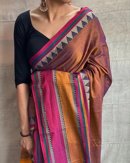 Sita - सीता ( Narayanpet cotton sarees ) Sita - सीता ( Narayanpet cotton sarees )