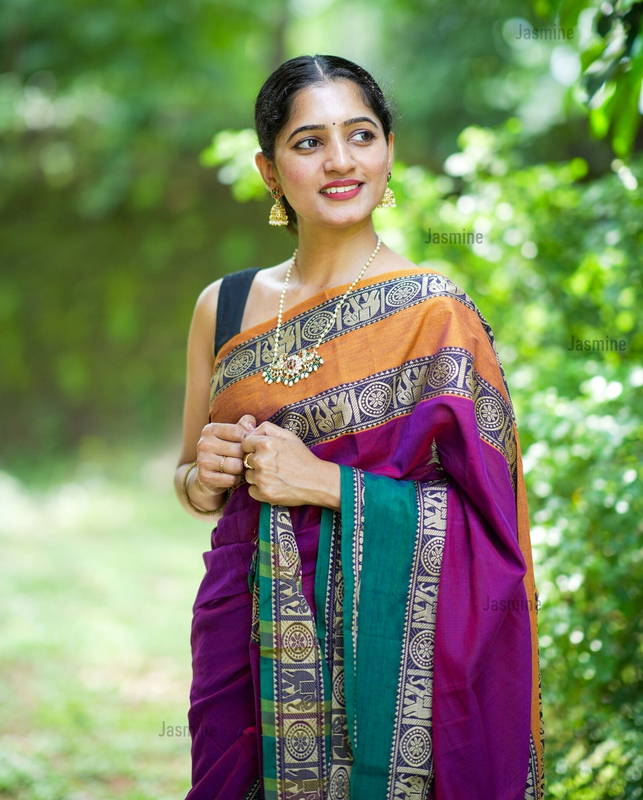 Vyanjana - व्यंजना ( Narayanpet cotton sarees ) Vyanjana - व्यंजना ( Narayanpet cotton sarees )