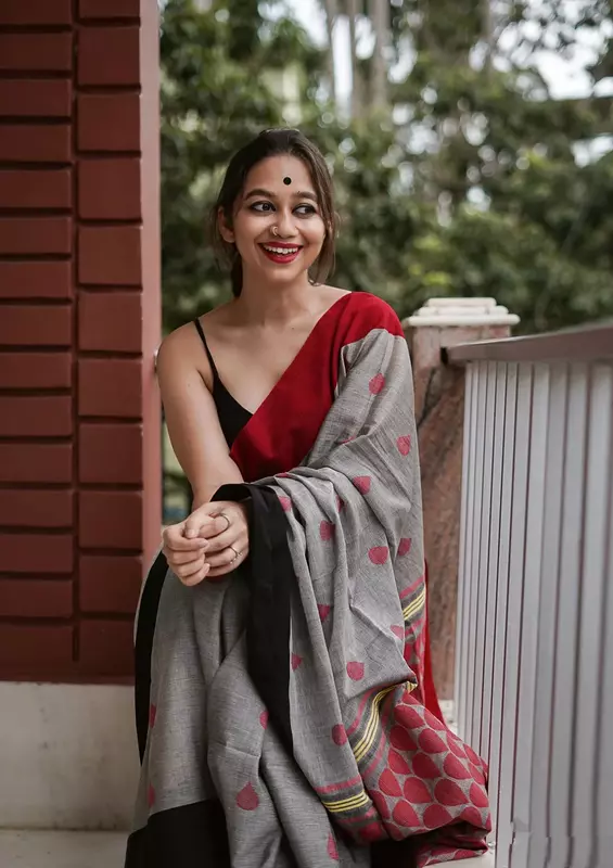 Thulitha ( Khadi cotton sarees )