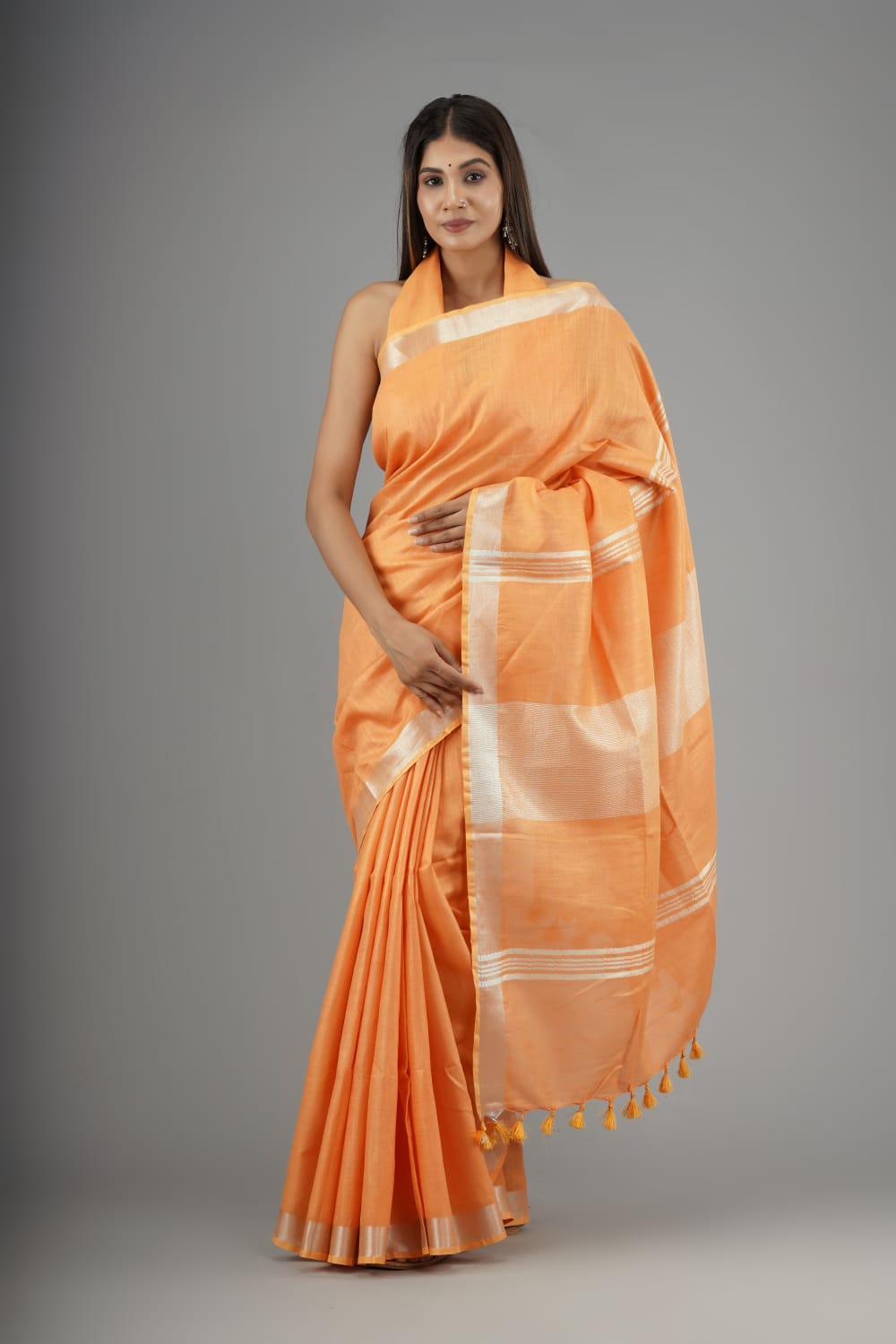 Madhuri - माधुरी ( Linen cotton sarees ) Madhuri - माधुरी ( Linen cotton sarees )