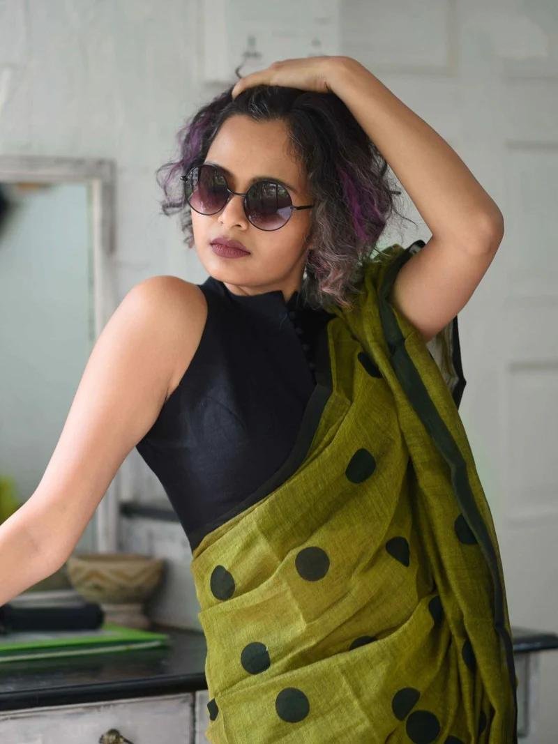 Chandni - चांदनी ( Khadi cotton sarees ) Chandni - चांदनी ( Khadi cotton sarees )