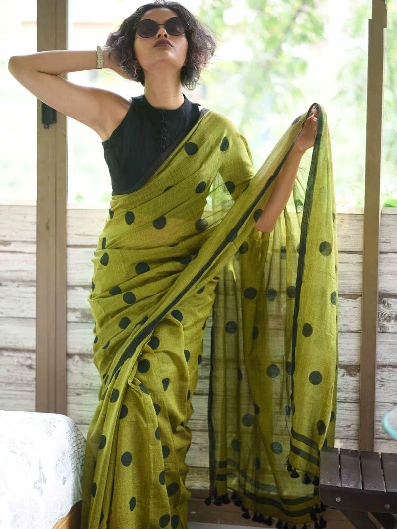 Chandni - चांदनी ( Khadi cotton sarees ) Chandni - चांदनी ( Khadi cotton sarees )