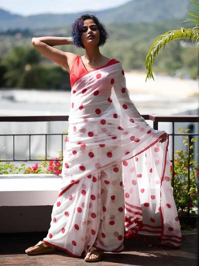 Noori - नूरी ( Khadi cotton sarees ) Noori - नूरी ( Khadi cotton sarees )