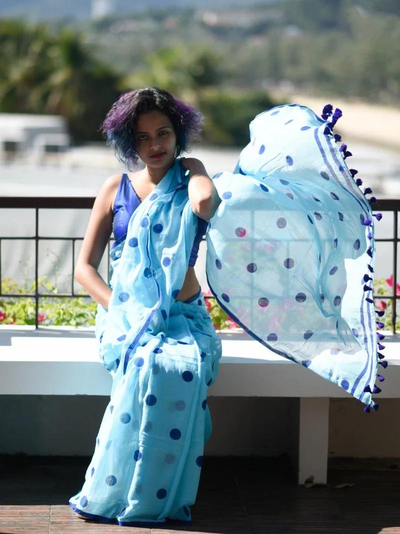 Hukumdevi - हुकुमदेवी ( Khadi cotton sarees ) Hukumdevi - हुकुमदेवी ( Khadi cotton sarees )