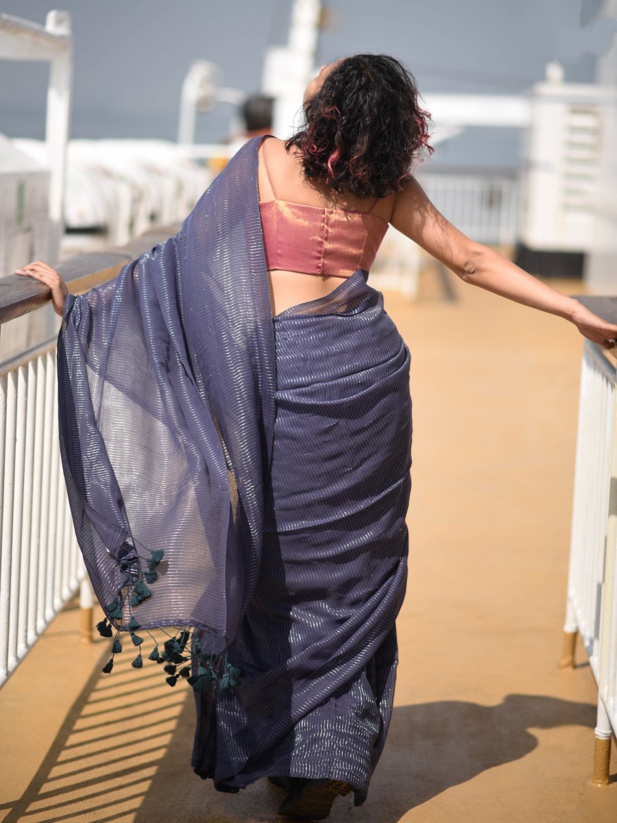 Tivra - तीव्र ( Khadi cotton sarees ) Tivra - तीव्र ( Khadi cotton sarees )