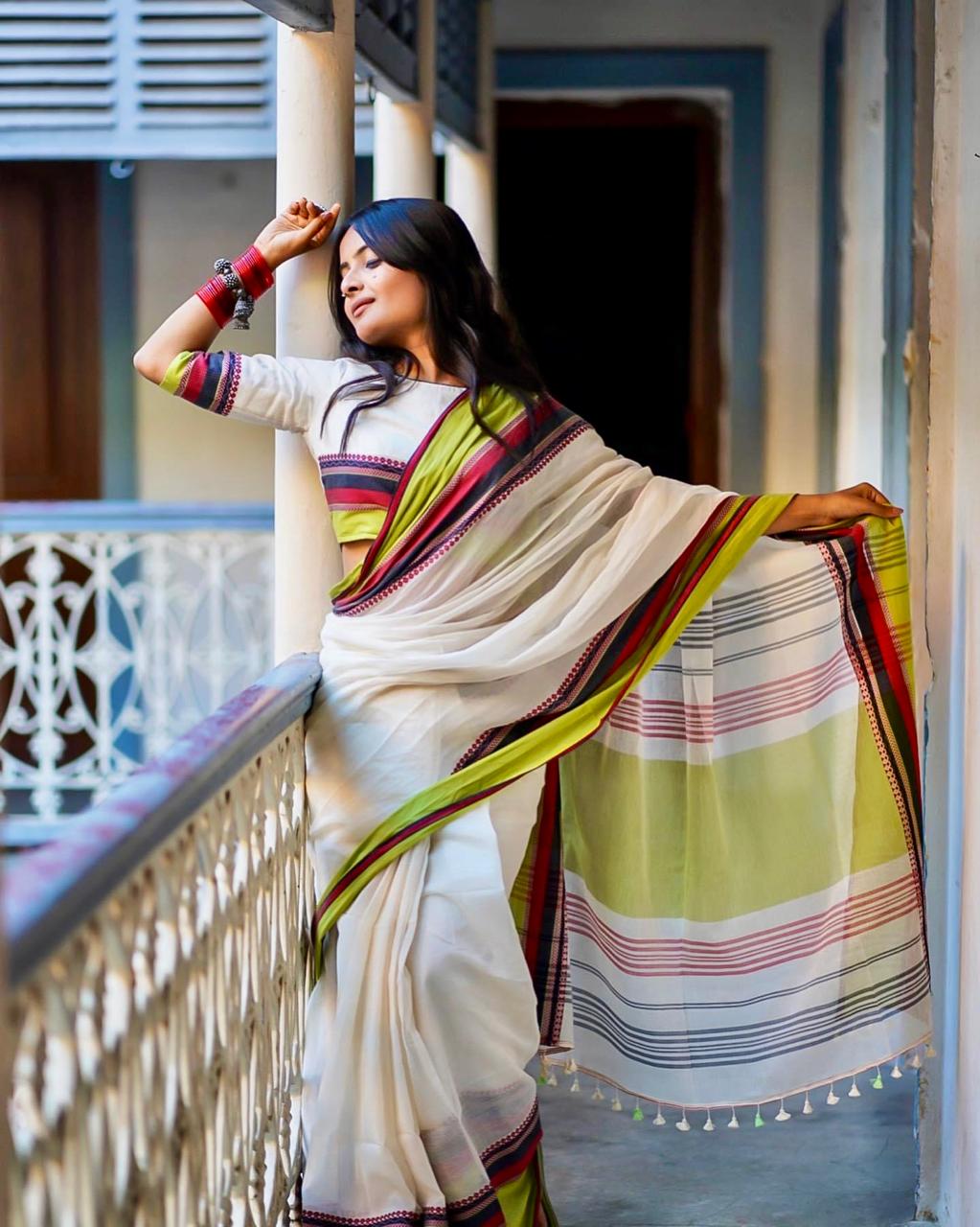 Jhinuk - ঝিনুক ( Khadi cotton sarees ) Jhinuk - ঝিনুক ( Khadi cotton sarees )