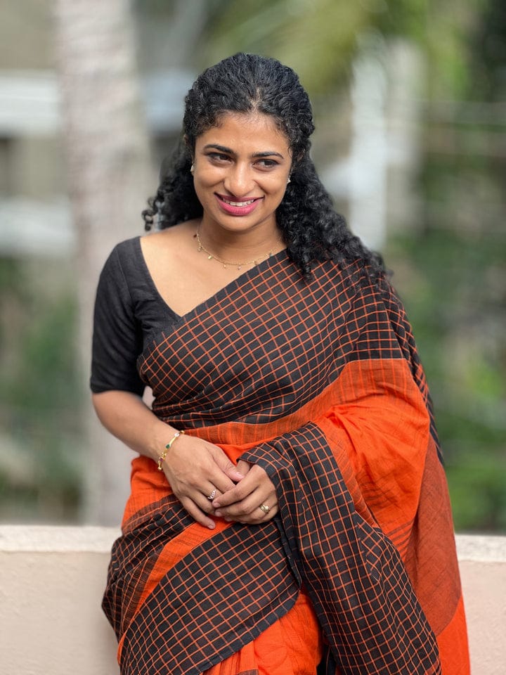 Piyali - পিয়ালী ( Khadi cotton sarees ) Piyali - পিয়ালী ( Khadi cotton sarees )