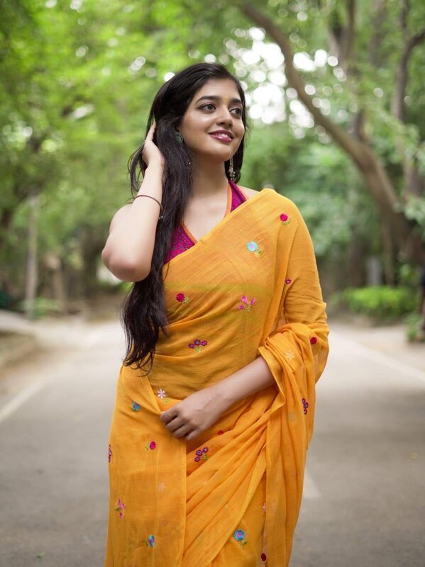 Srujana - సృజన ( Mul cotton sarees ) Srujana - సృజన ( Mul cotton sarees )