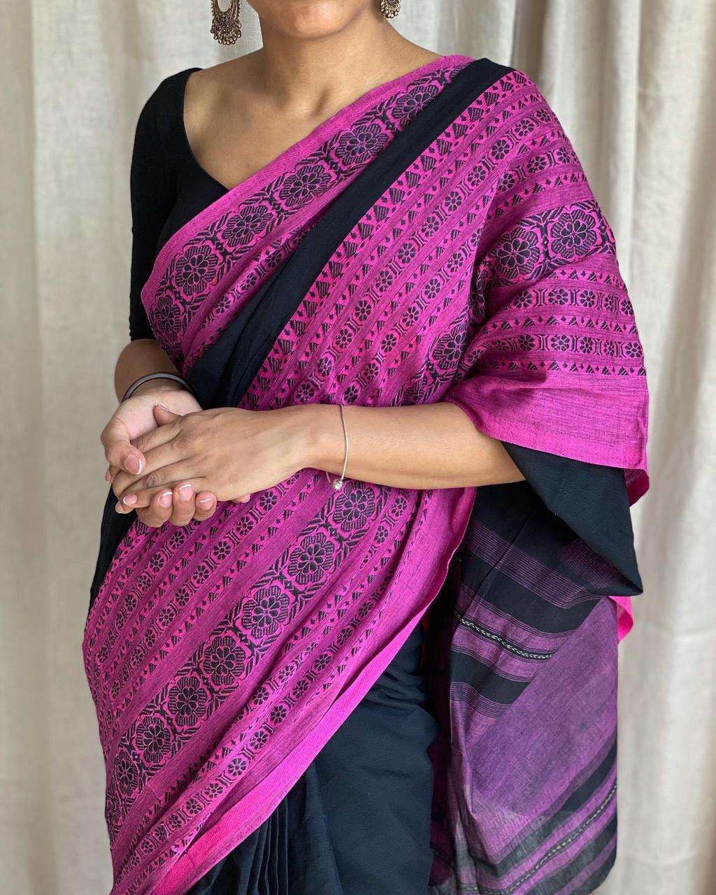 Deetya - दीत्या ( Khadi cotton sarees ) Deetya - दीत्या ( Khadi cotton sarees )