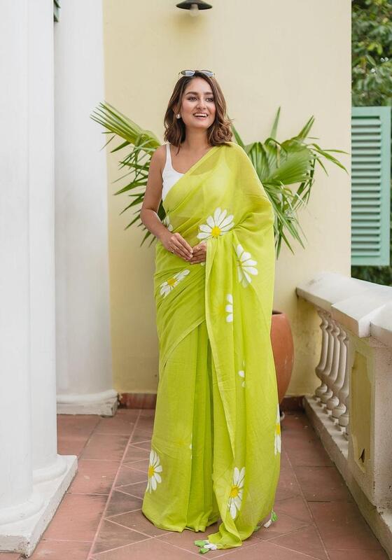 Shinjini - শিঞ্জিনী ( Mul cotton sarees ) Shinjini - শিঞ্জিনী ( Mul cotton sarees )