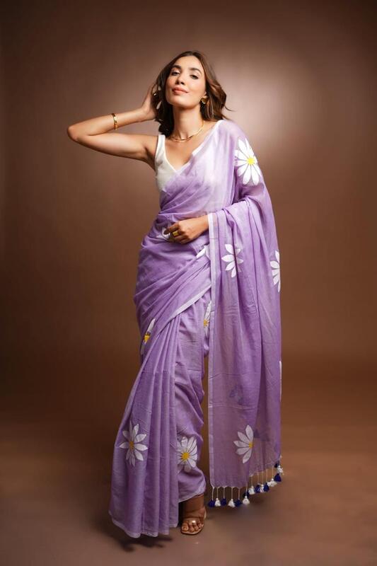 Anurupa - অনুরূপা ( Mul cotton sarees ) Anurupa - অনুরূপা ( Mul cotton sarees )