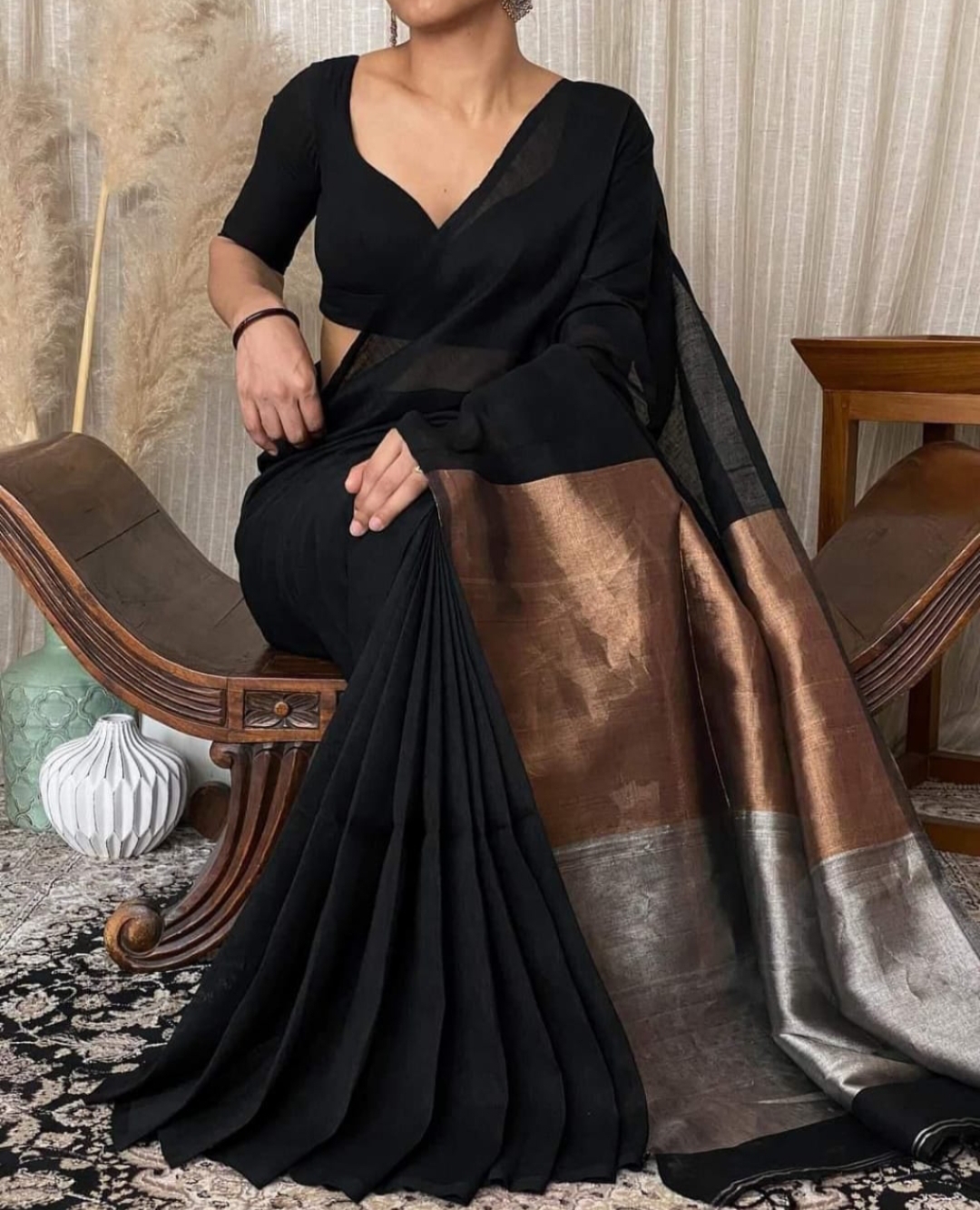 Dipannita - দীপান্বিতা ( Khadi cotton sarees ) Dipannita - দীপান্বিতা ( Khadi cotton sarees )