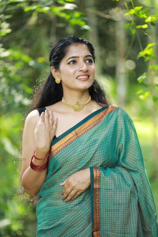 Zoya - जोया ( Authentic Narayanpet cotton sarees ) Zoya - जोया ( Authentic Narayanpet cotton sarees )