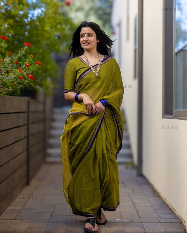 Harshika - హర్షిక ( Premium Soft cotton ) Harshika - హర్షిక ( Premium Soft cotton )