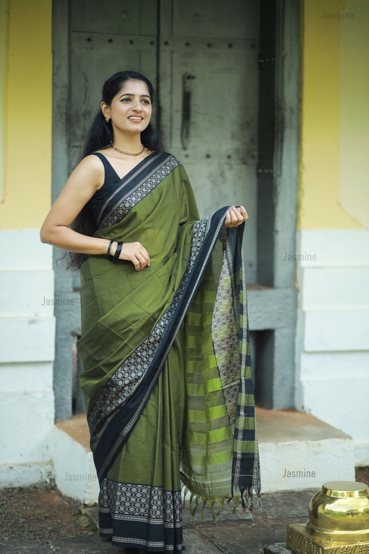 Pragnya - ప్రజ్ఞా ( Premium Soft Cotton ) Pragnya - ప్రజ్ఞా ( Premium Soft Cotton )