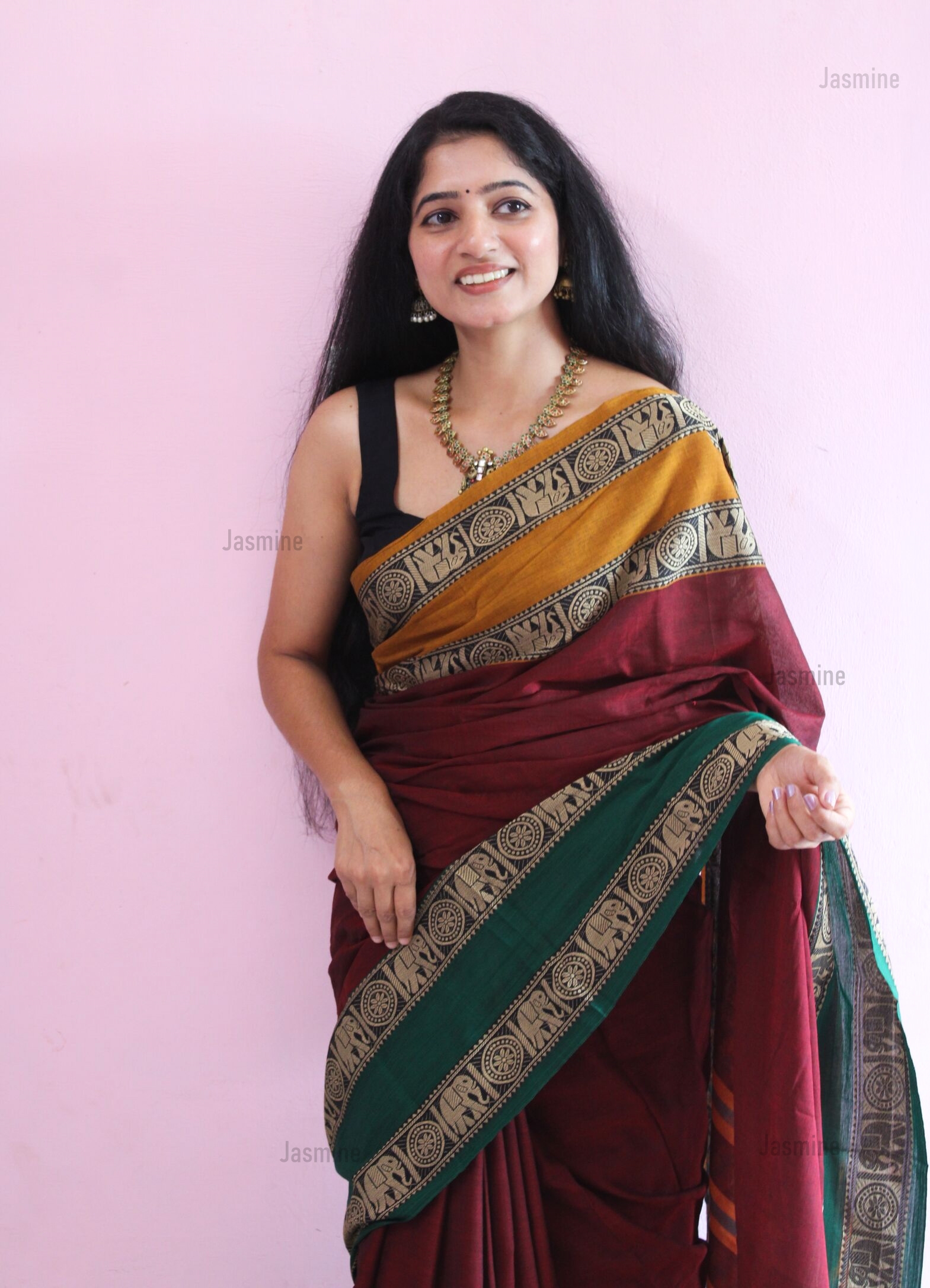 Vrishika - वृषिका ( Narayanpet cotton sarees ) Vrishika - वृषिका ( Narayanpet cotton sarees )