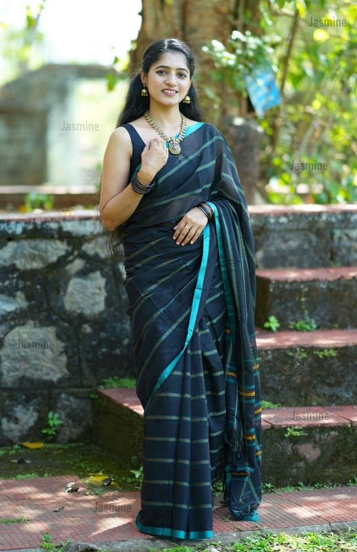 Laharika - लहरिका ( Authentic Narayanpet cotton sarees ) Laharika - लहरिका ( Authentic Narayanpet cotton sarees )
