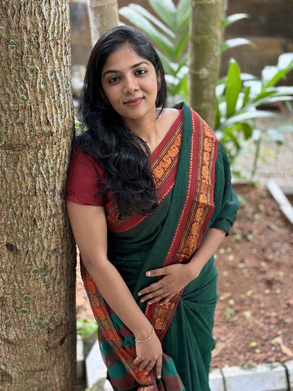 Sireesha - సిరీష ( Narayanpet cotton sarees ) Sireesha - సిరీష ( Narayanpet cotton sarees )
