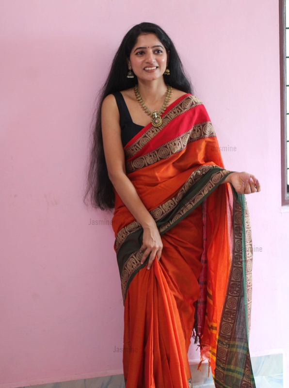 Vyanjana - व्यंजना ( Narayanpet cotton sarees ) Vyanjana - व्यंजना ( Narayanpet cotton sarees )