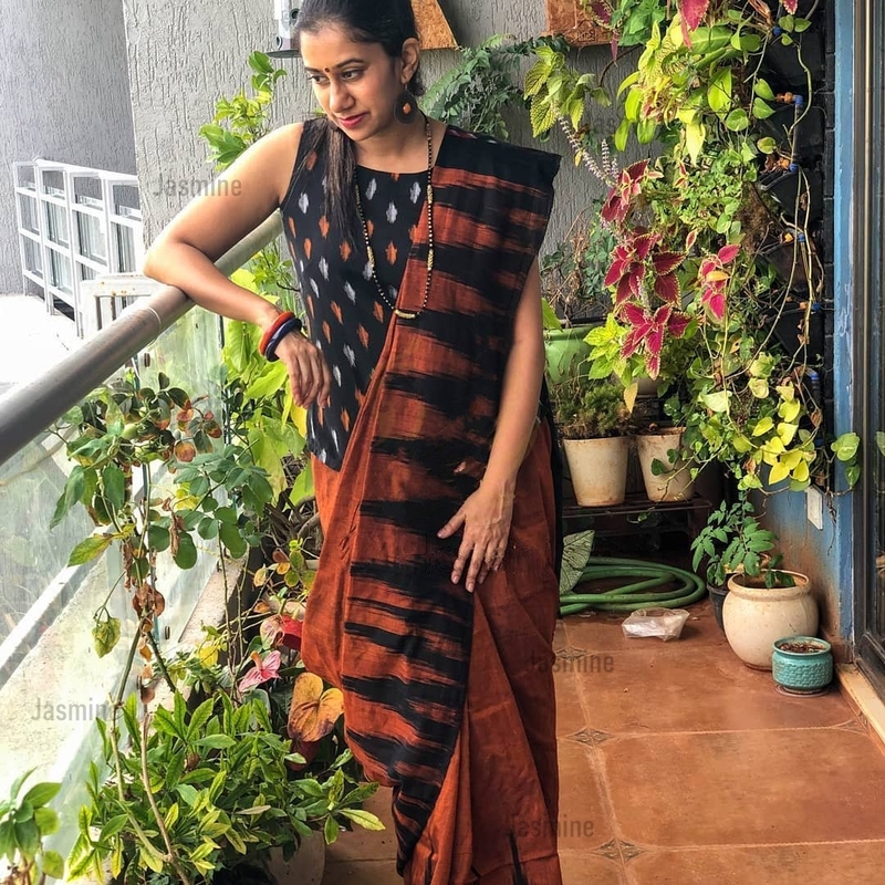 Prisha - प्रीषा ( Pure Soft cotton sarees ) Prisha - प्रीषा ( Pure Soft cotton sarees )