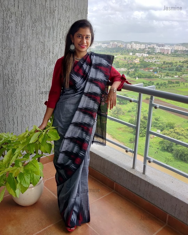 Ishira - इशिरा ( Pure Soft cotton sarees ) Ishira - इशिरा ( Pure Soft cotton sarees )