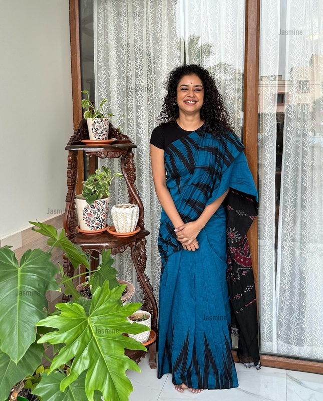 Meher - मेहर ( Pure Soft cotton sarees ) Meher - मेहर ( Pure Soft cotton sarees )
