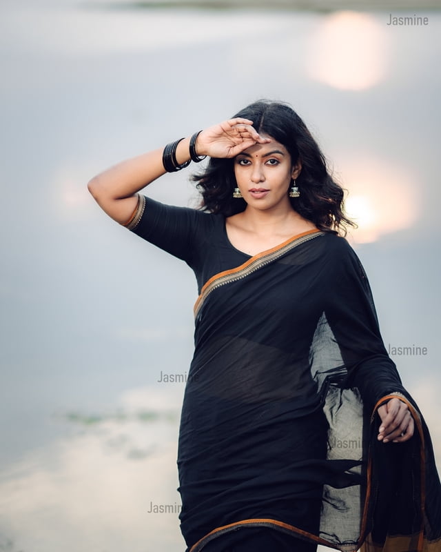 Roshni - रोशनी ( Premium Soft Cotton ) Roshni - रोशनी ( Premium Soft Cotton )
