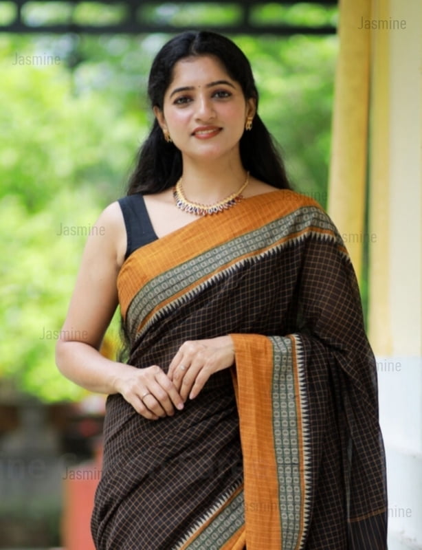 Himani - హిమాని( Authentic Narayanpet Handloom ) Himani - హిమాని( Authentic Narayanpet Handloom )
