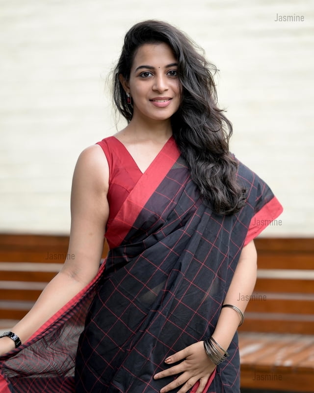 Tisha - तिशा ( Pure cotton sarees ) Tisha - तिशा ( Pure cotton sarees )