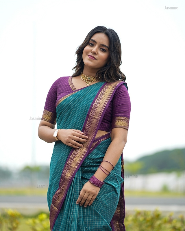 Sriya - శ్రీయ ( Cotton silk sarees ) Sriya - శ్రీయ ( Cotton silk sarees )