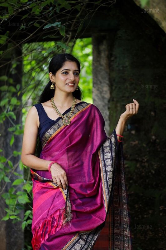 Trishna ( Authentic Narayanpet Handloom ) Trishna ( Authentic Narayanpet Handloom )