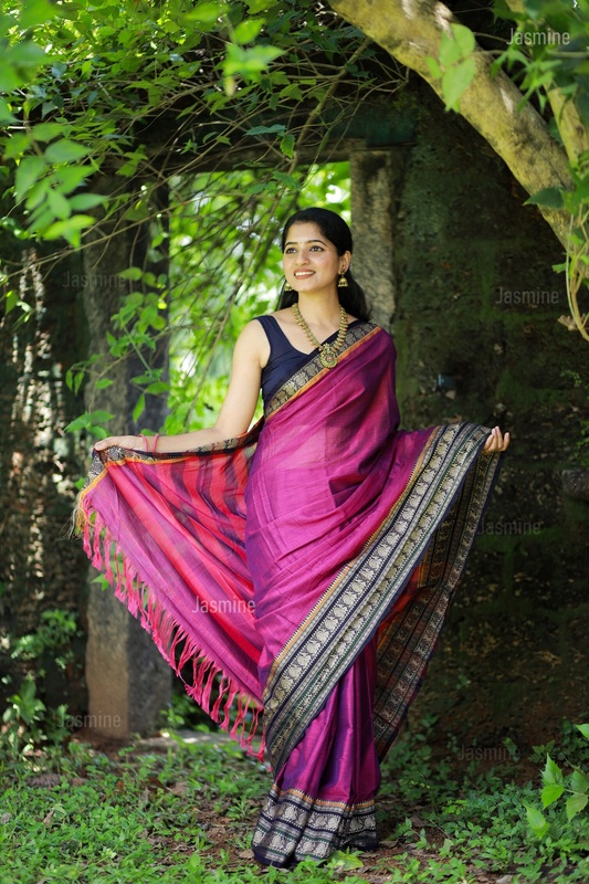 Trishna ( Authentic Narayanpet Handloom ) Trishna ( Authentic Narayanpet Handloom )
