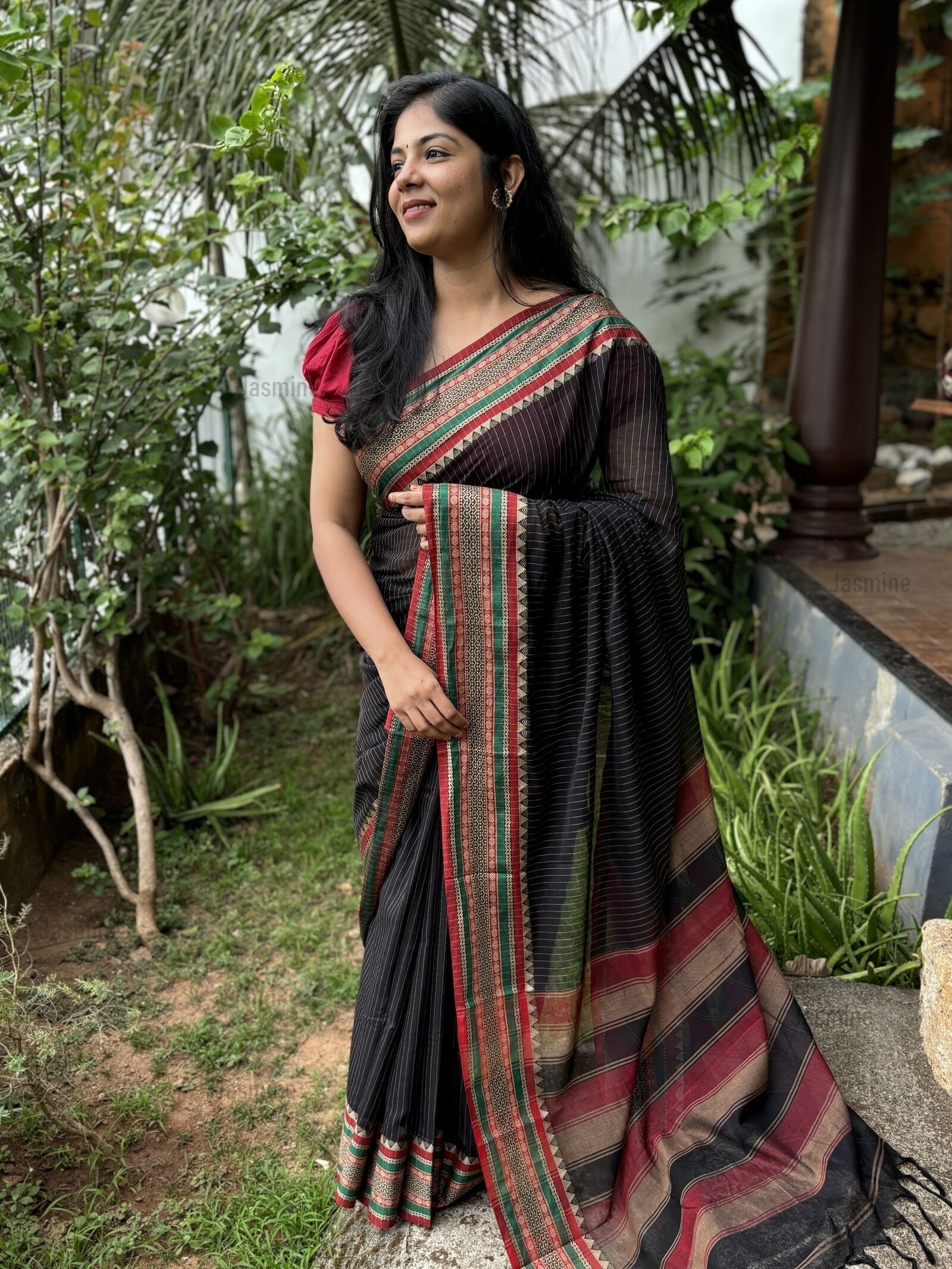 Abinaya - அபிநயா ( Authentic Narayanpet cotton sarees ) Abinaya - அபிநயா ( Authentic Narayanpet cotton sarees )