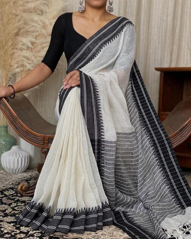 Pahal ( Khadi cotton sarees ) Pahal ( Khadi cotton sarees )