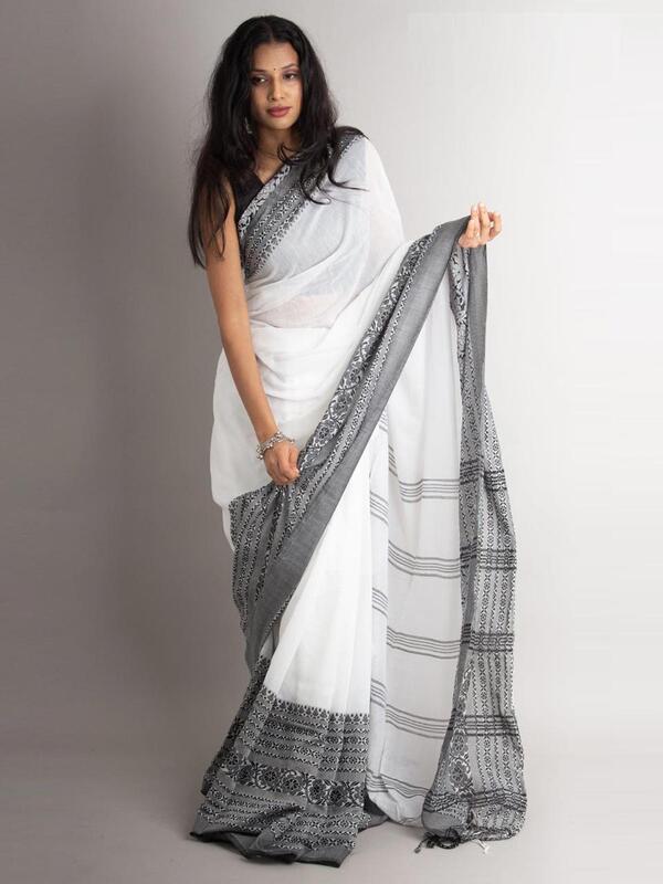 Triya ( Khadi cotton sarees ) Triya ( Khadi cotton sarees )