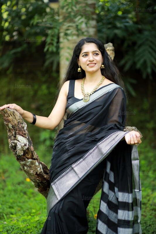Vrutika ( Authentic Narayanpet cotton sarees - Handloom ) Vrutika ( Authentic Narayanpet cotton sarees - Handloom )