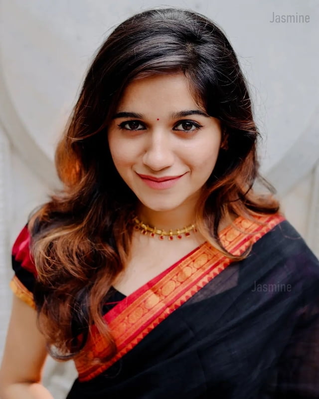 Vibhuti ( Authentic Narayanpet Handloom ) Vibhuti ( Authentic Narayanpet Handloom )