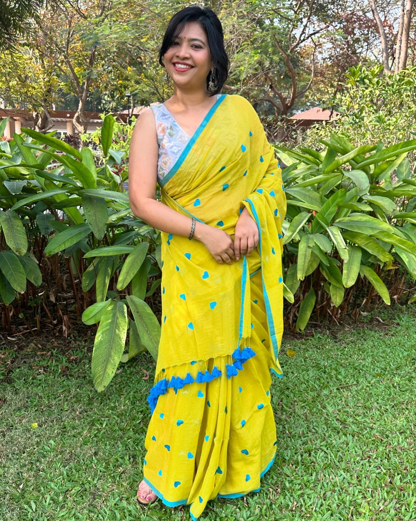 Zivita - ज़िविता ( Mul cotton sarees ) Zivita - ज़िविता ( Mul cotton sarees )