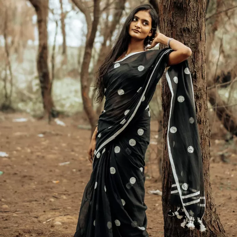 Rajbala - राजबाला ( Khadi cotton sarees ) Rajbala - राजबाला ( Khadi cotton sarees )